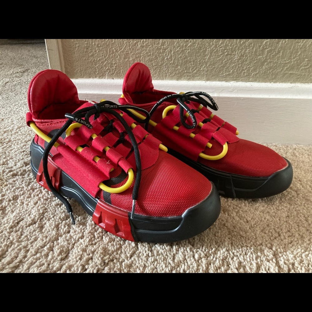Halo sneakers